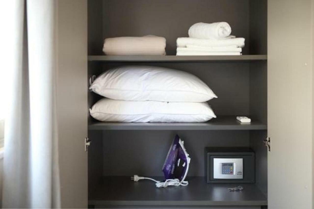 Happiness Luxury Central Apartment Atena Exterior foto